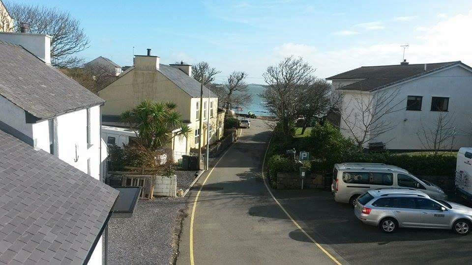 Amlwch Leafy Lane Guesthouse מראה חיצוני תמונה