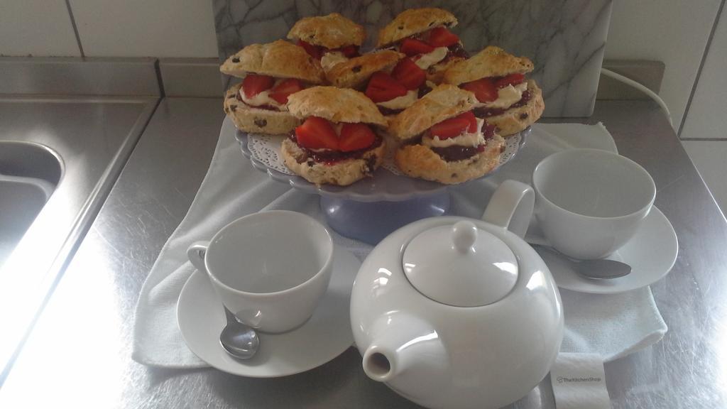 Amlwch Leafy Lane Guesthouse מראה חיצוני תמונה