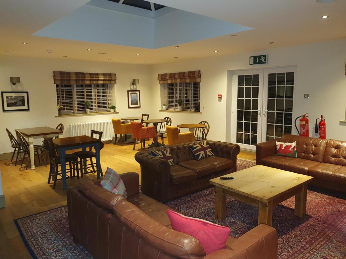 Amlwch Leafy Lane Guesthouse מראה חיצוני תמונה